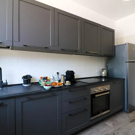 Vila Da Ilaria Piano Terra Di Con Piscina E Parcheggio *